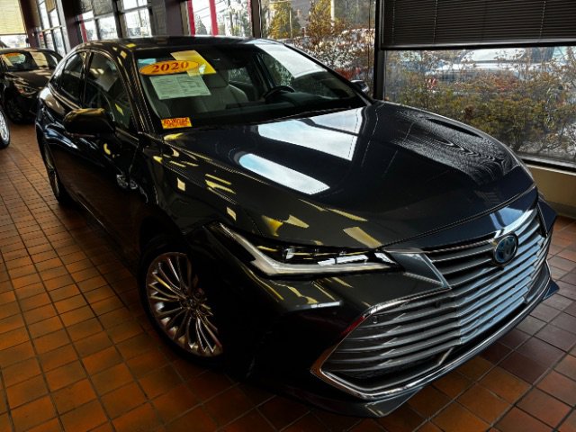Used 2020 Toyota Avalon Limited w/ Advanced Safety Package image 1