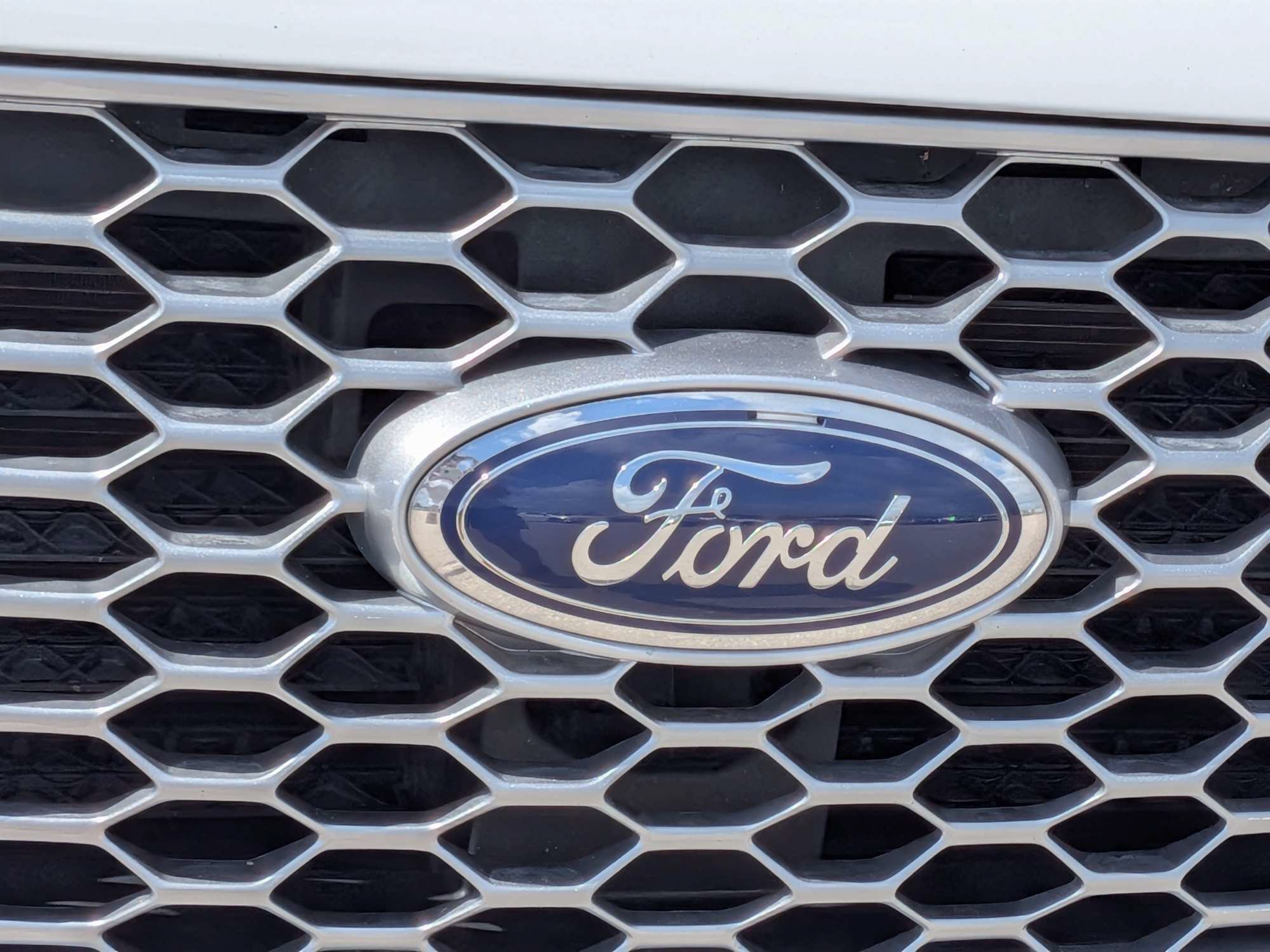 Used 2024 Ford Edge SE AWD/4WD image 13