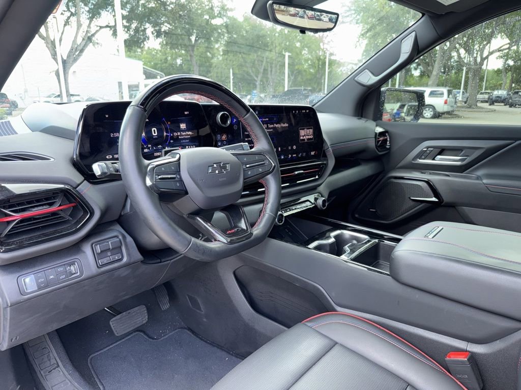 Used 2024 Chevrolet Silverado EV RST AWD/4WD image 19