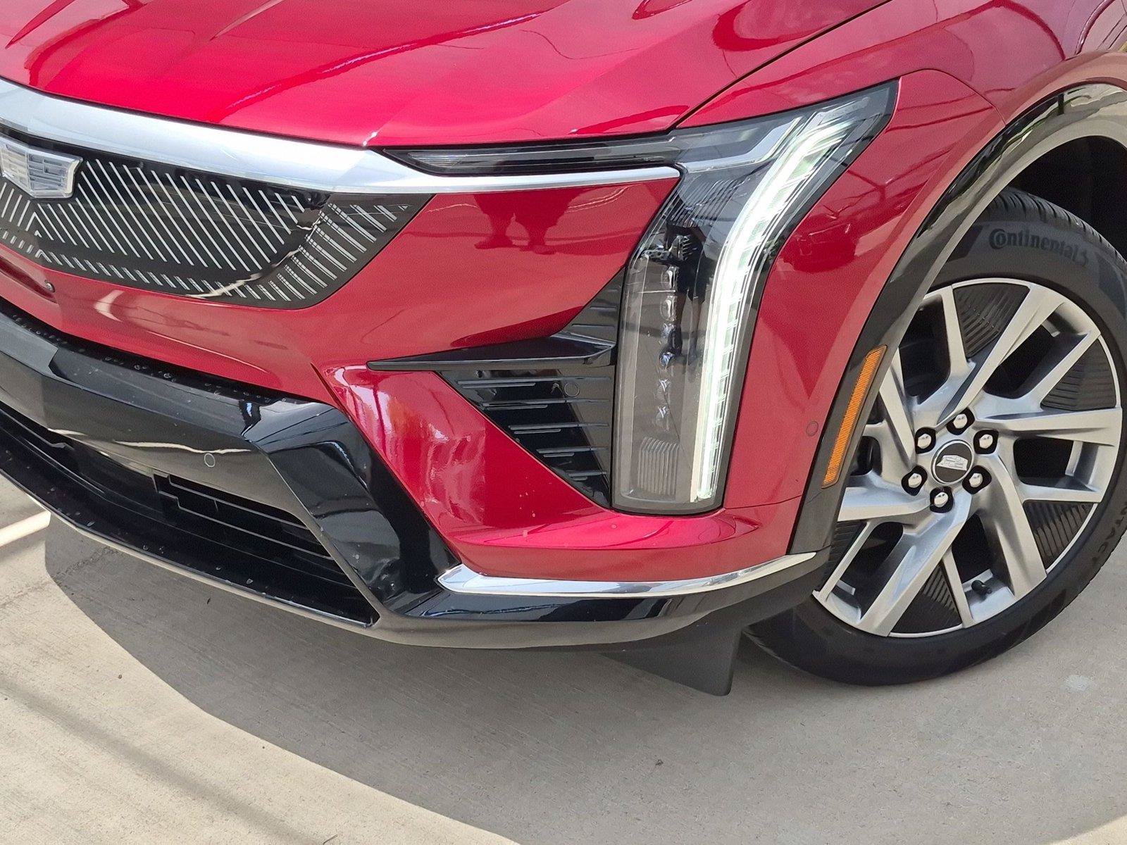 New 2027 Cadillac Optiq Luxury RWD image 7