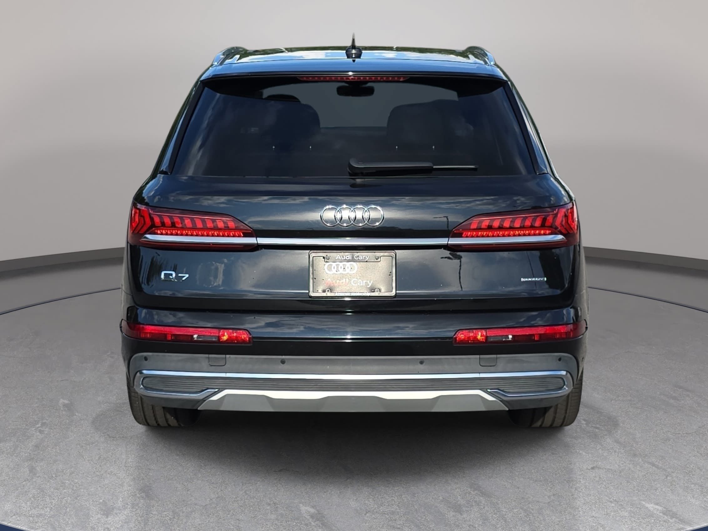 Used 2023 Audi Q7 3.0T Prestige AWD/4WD image 6