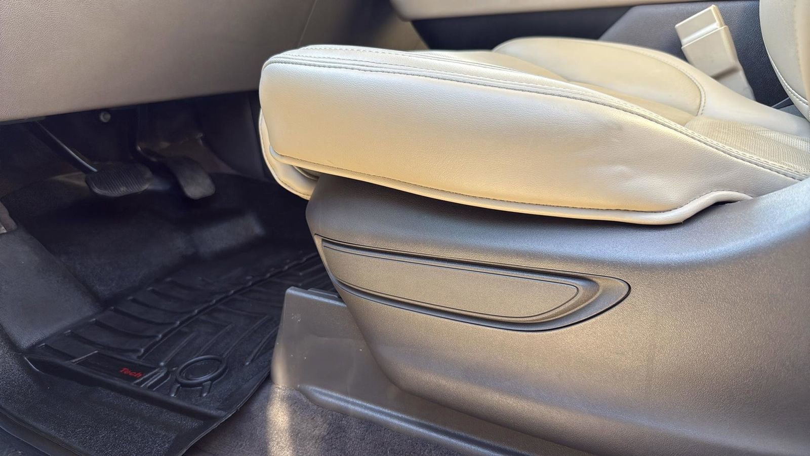 Used 2023 Lincoln Navigator L Reserve image 11