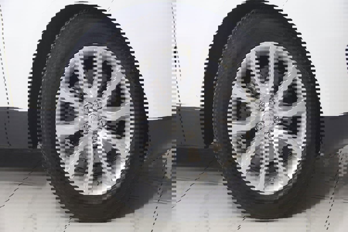 Used 2016 Land Rover Range Rover Sport SE image 16