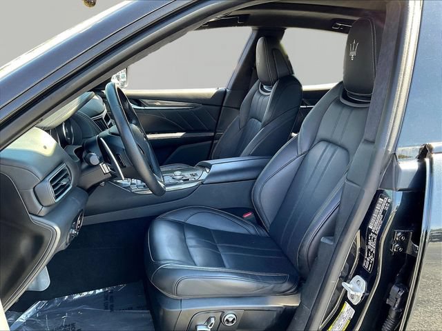 Used 2022 Maserati Levante GT AWD/4WD image 23