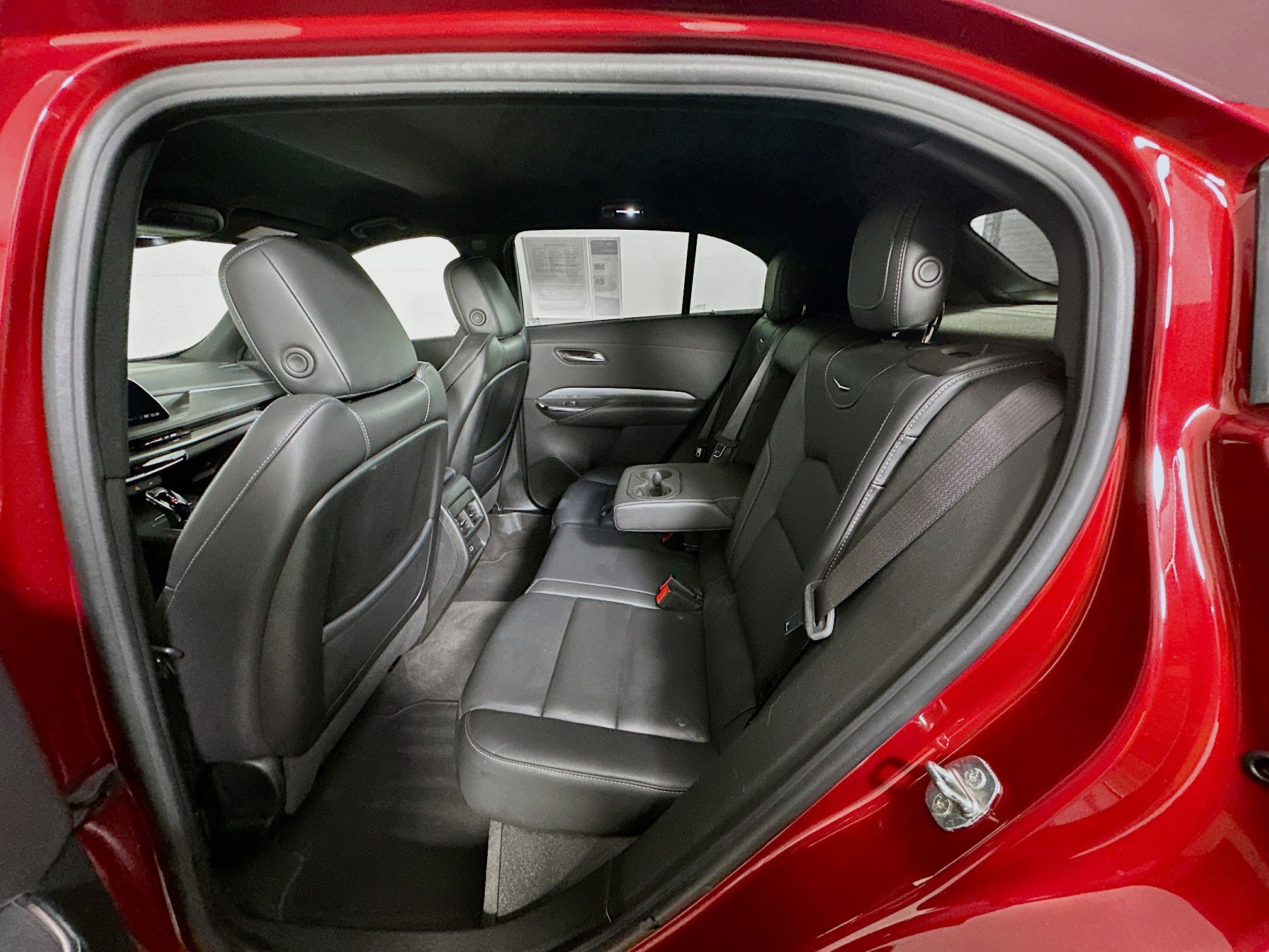 Used 2024 Cadillac XT4 Premium Luxury image 26