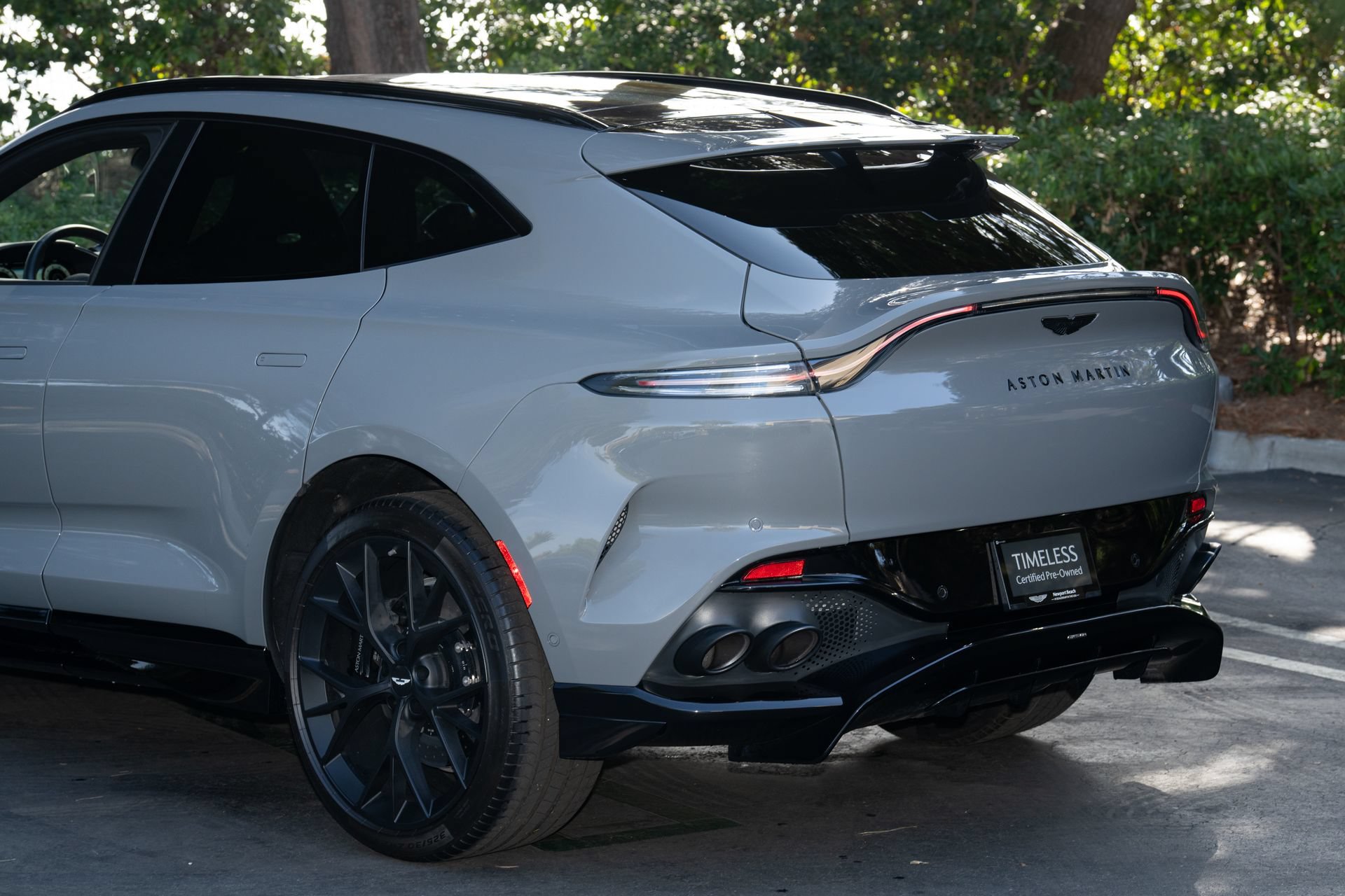 Used 2025 Aston Martin DBX 707 AWD/4WD image 24