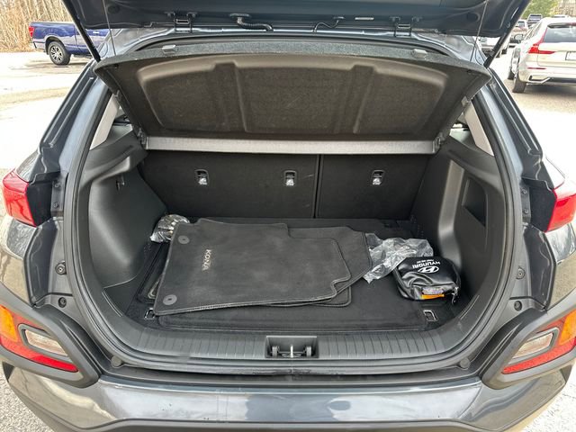 Used 2021 Hyundai Kona SE w/ Cargo Package image 14