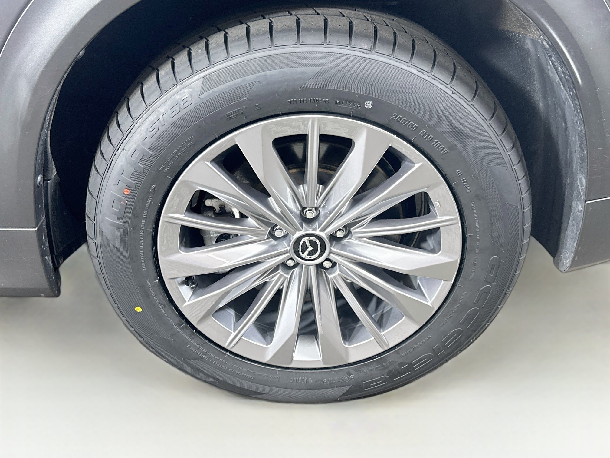 Used 2024 MAZDA CX-90 Plug-In Hybrid w/ Preferred AWD/4WD image 11