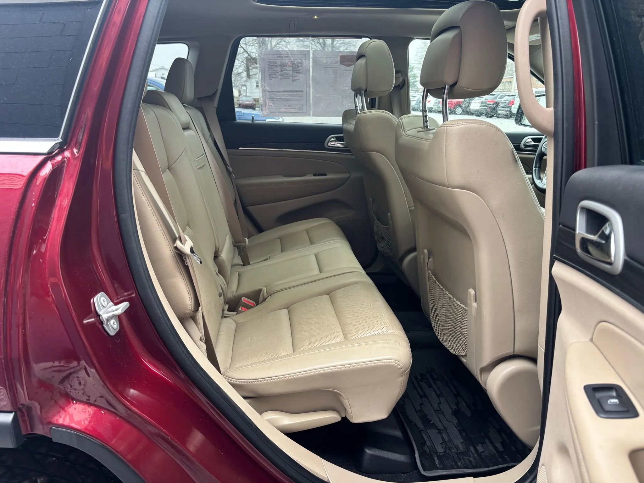 Used 2021 Jeep Grand Cherokee Limited w/ Luxury Group II AWD/4WD image 15