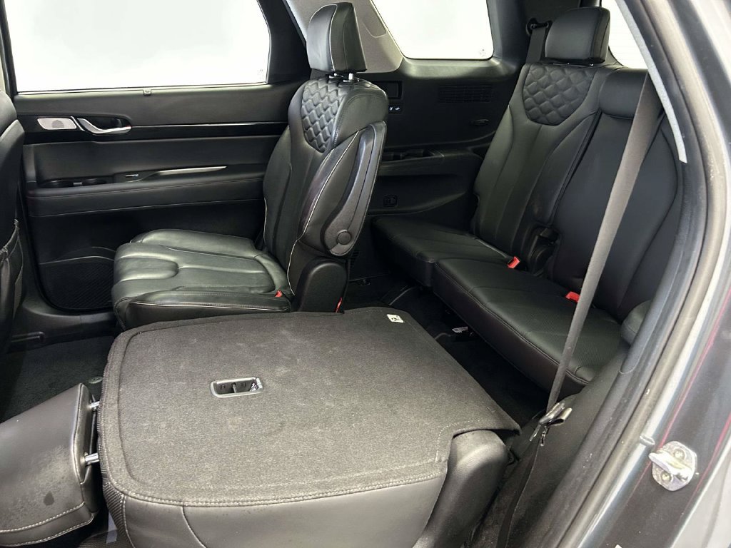 Used 2021 Hyundai Palisade Limited FWD image 15