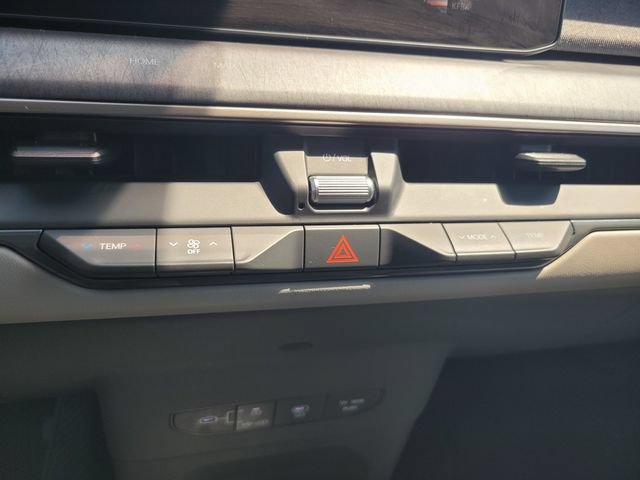 Used 2024 Kia EV9 Wind AWD/4WD image 24