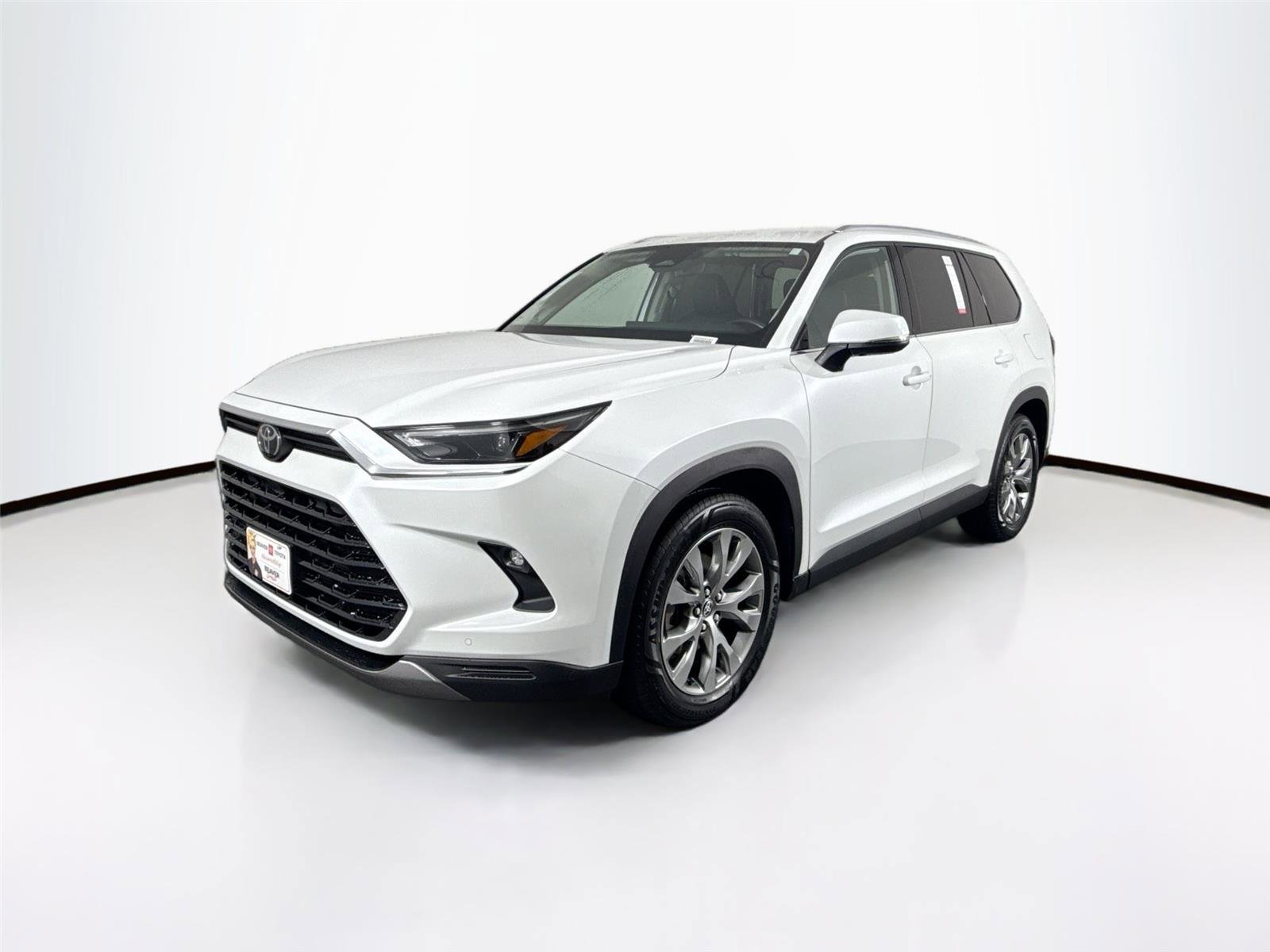 Used 2024 Toyota Grand Highlander AWD Hybrid image 2