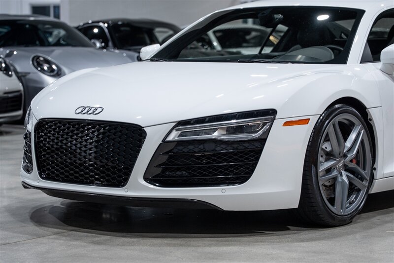 Used 2014 Audi R8 V8 AWD/4WD image 64