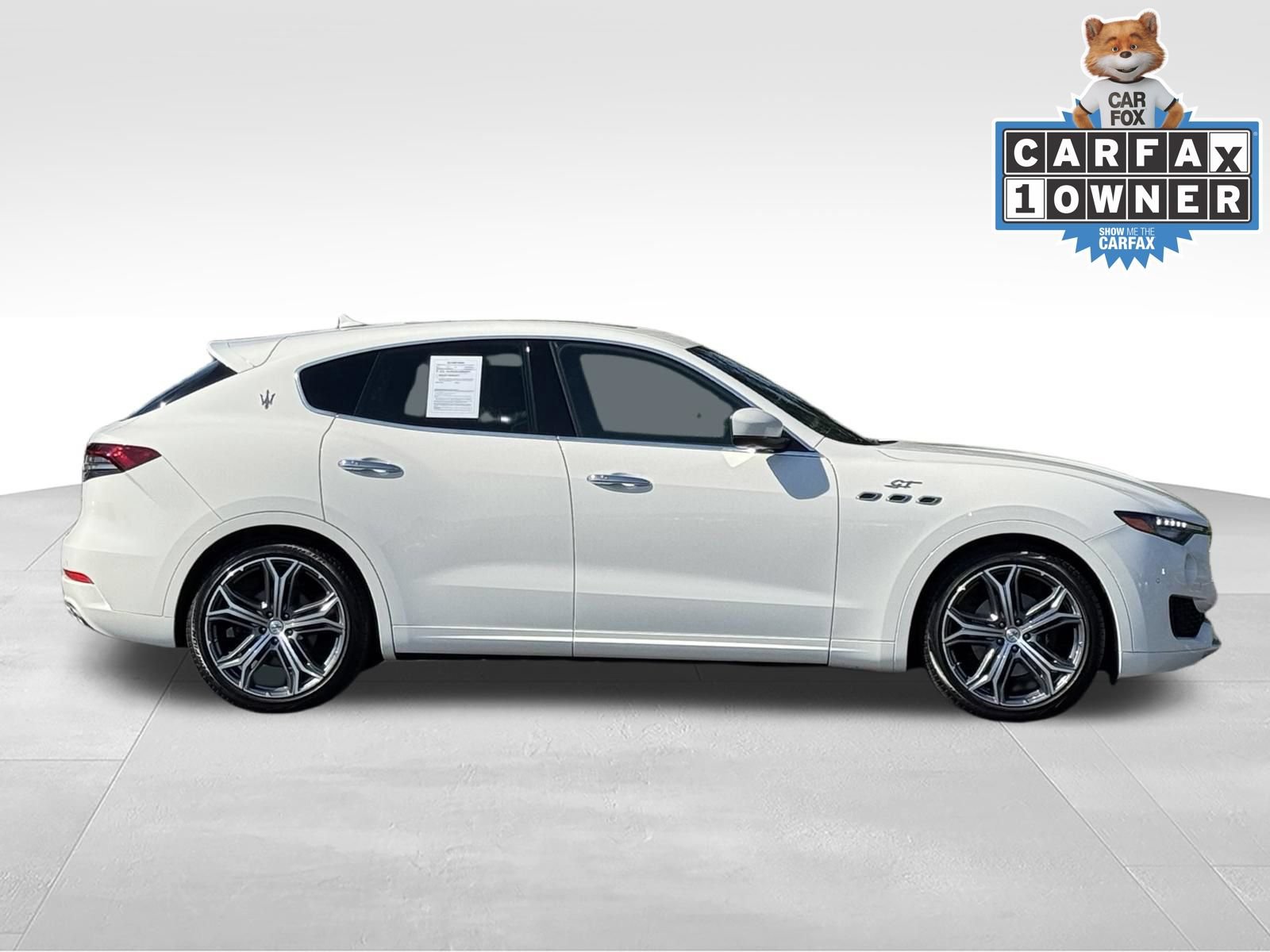 Used 2023 Maserati Levante GT AWD/4WD image 3