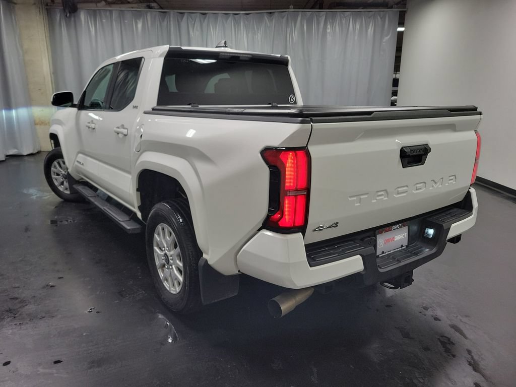 Used 2025 Toyota Tacoma SR5 AWD/4WD image 6