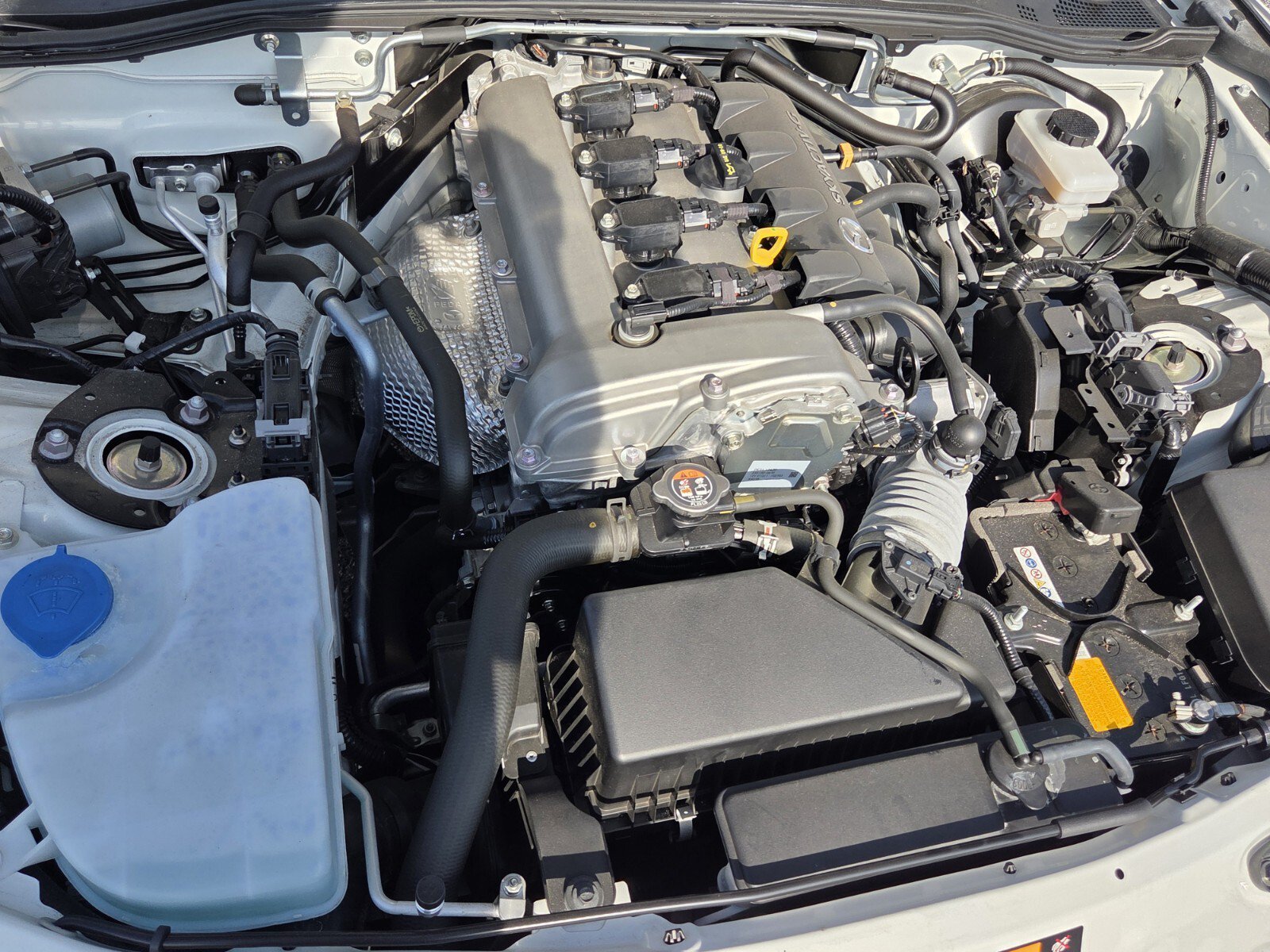 Used 2023 MAZDA MX-5 Miata Grand Touring RWD image 16