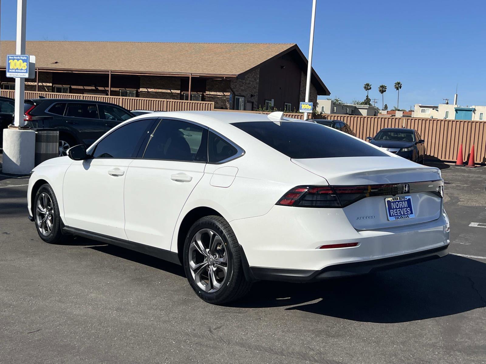 Certified 2023 Honda Accord EX image 3