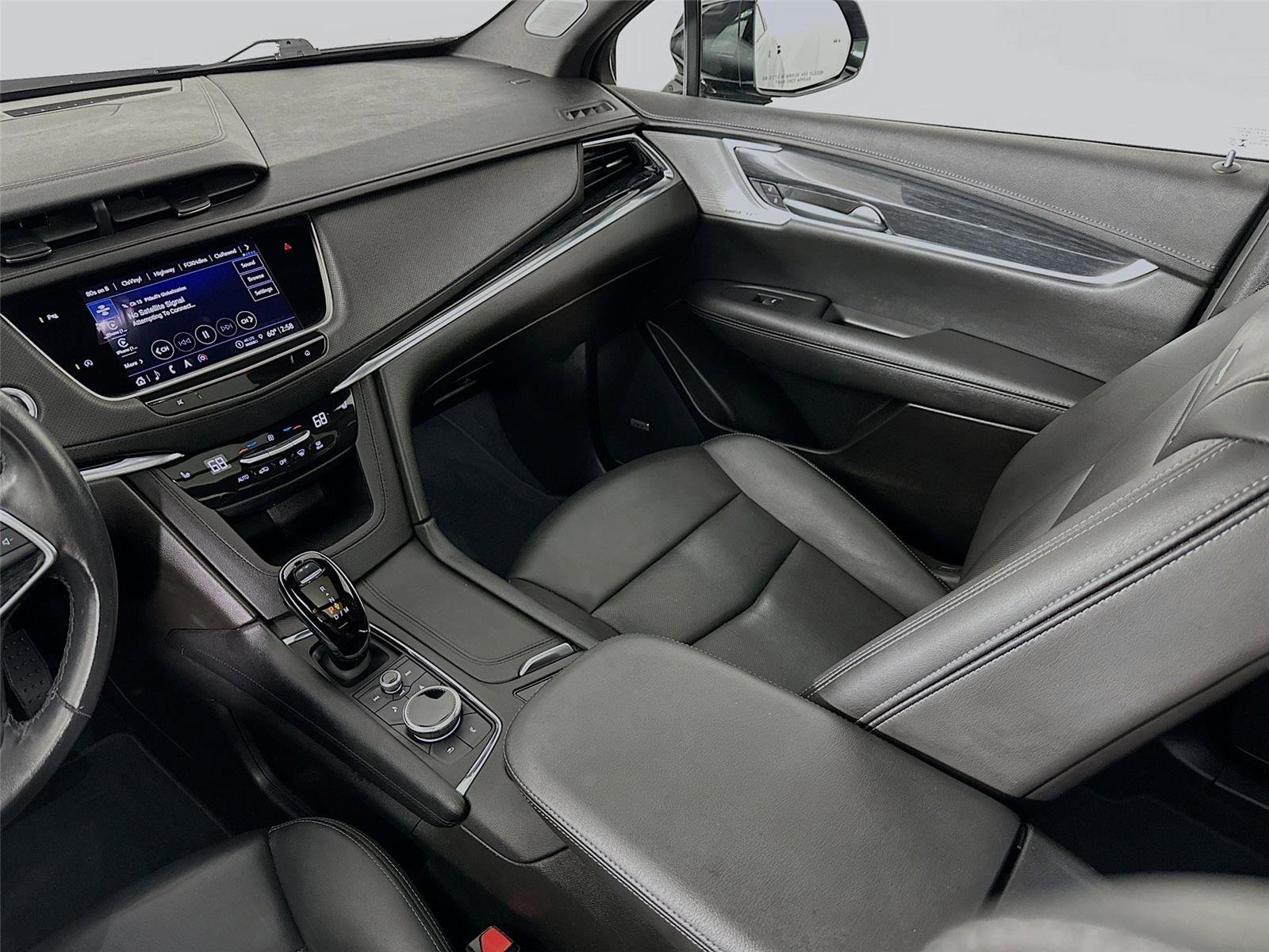 Used 2023 Cadillac XT5 Premium Luxury image 25