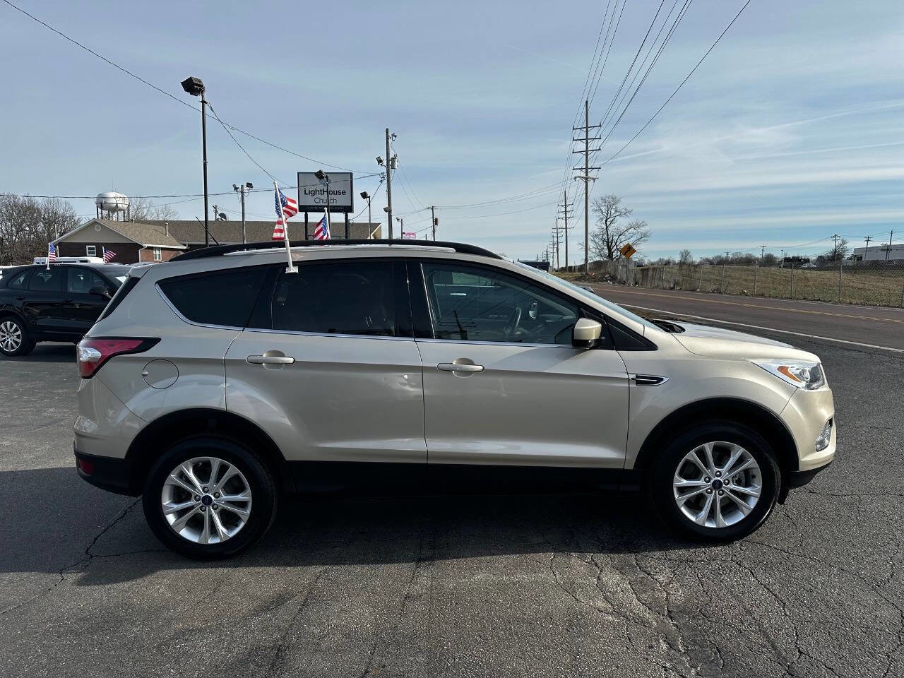 Used 2018 Ford Escape SEL image 5