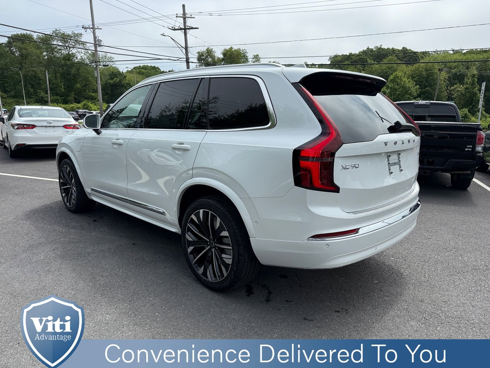 New 2026 Volvo XC90 T8 Plus image 6