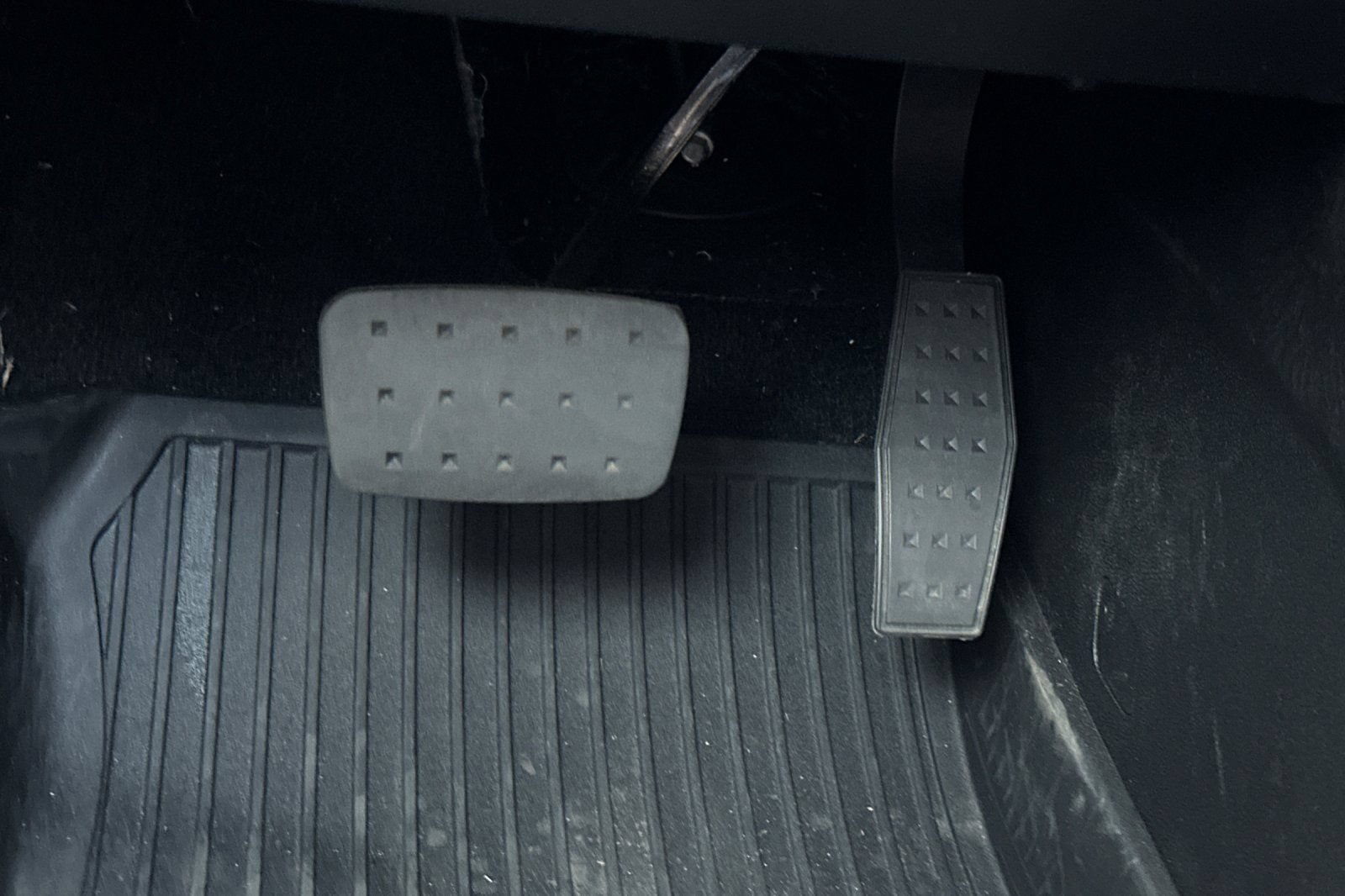 Used 2026 Chevrolet Traverse LT w/ LPO, Floor Liner Package FWD image 40