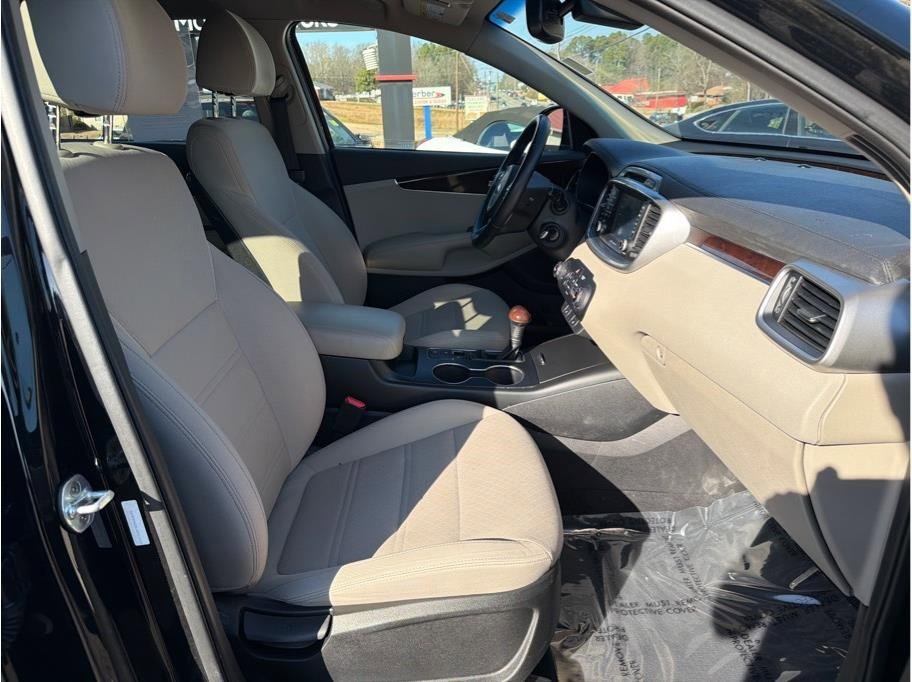 Used 2018 Kia Sorento LX image 13