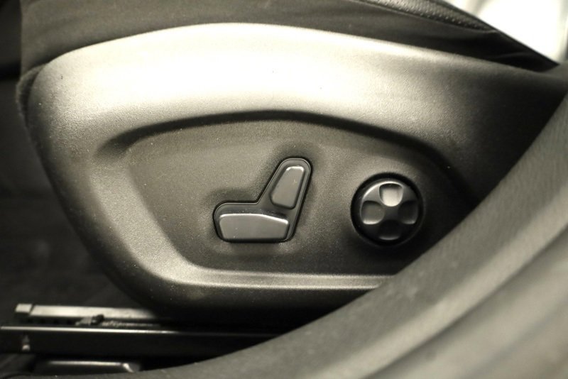 Used 2020 Jeep Renegade Limited image 11