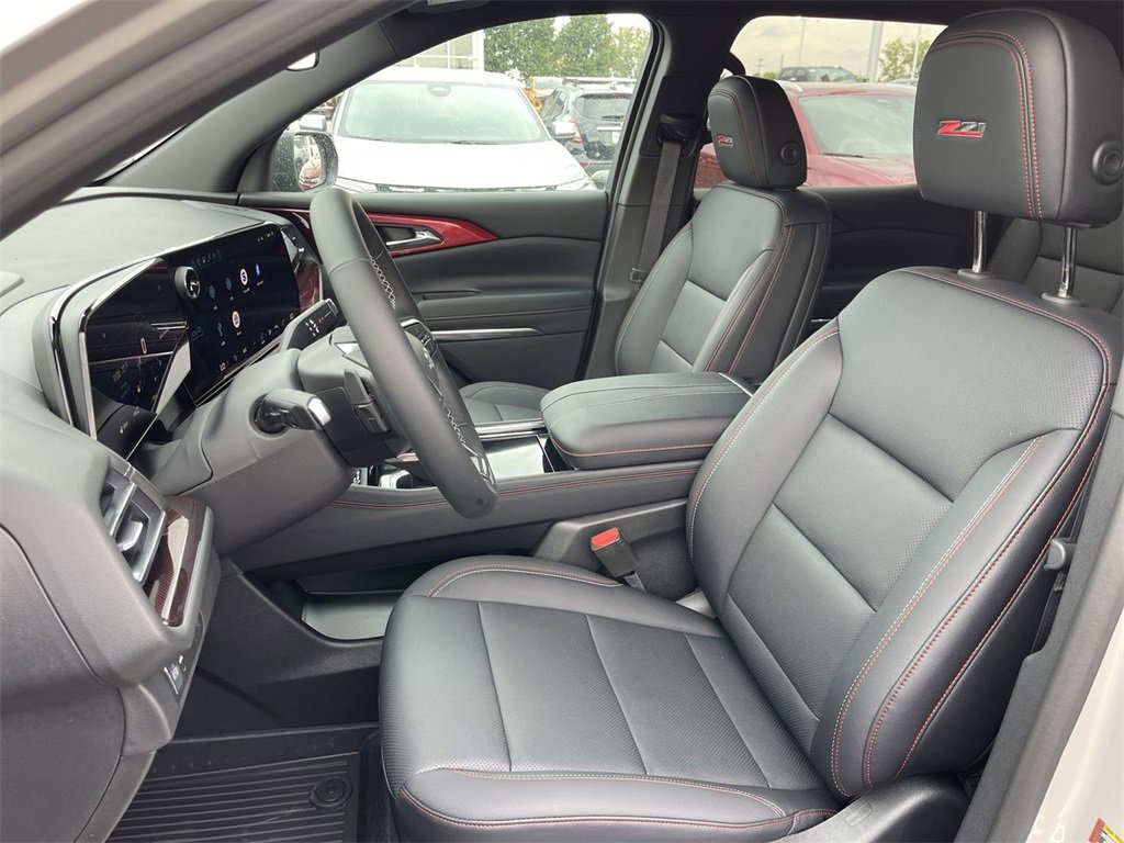 New 2026 Chevrolet Traverse Z71 w/ LPO, Floor Liner Package image 11