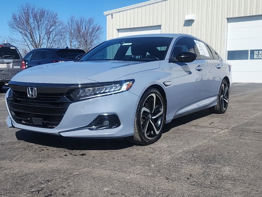 Used 2022 Honda Accord Sport image 3
