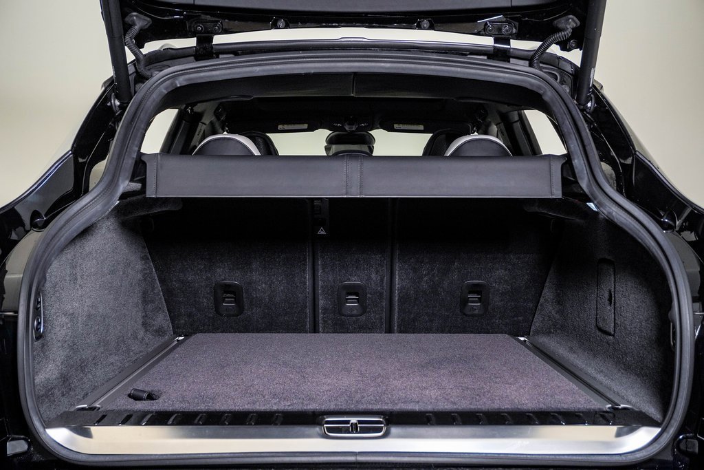 Used 2023 Aston Martin DBX 707 image 33