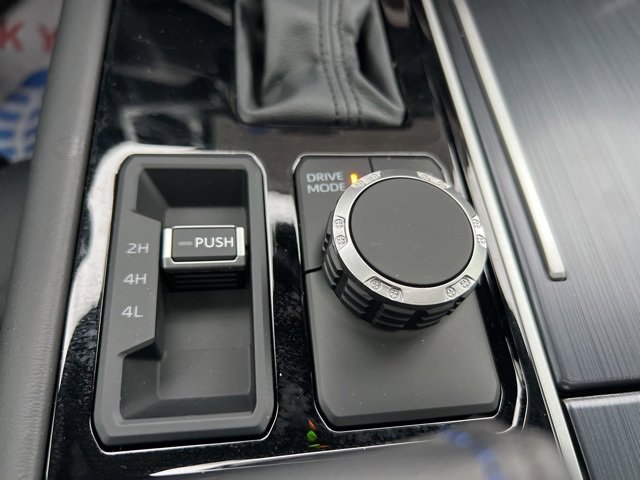 New 2025 Toyota Tundra Platinum image 30