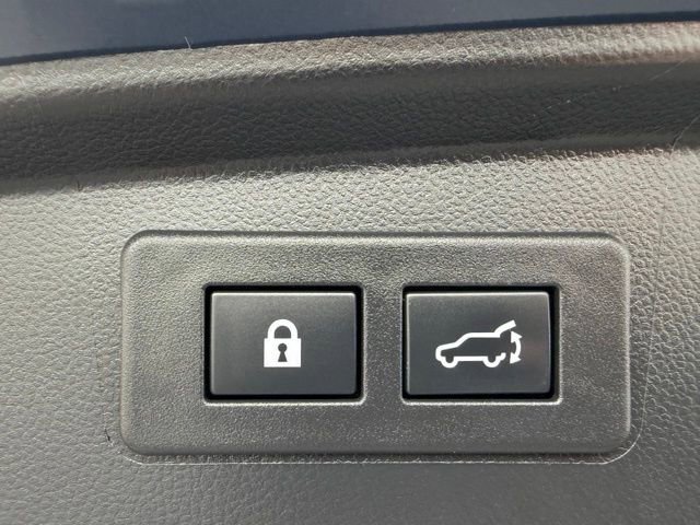 Used 2023 Subaru Outback Premium AWD/4WD image 24