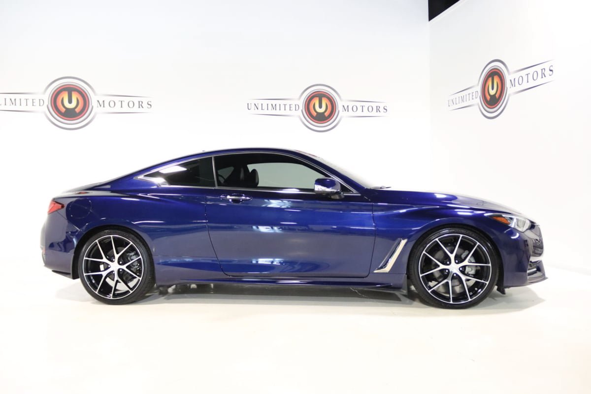 Used 2021 INFINITI Q60 3.0t Luxe w/ Essential Package RWD image 5