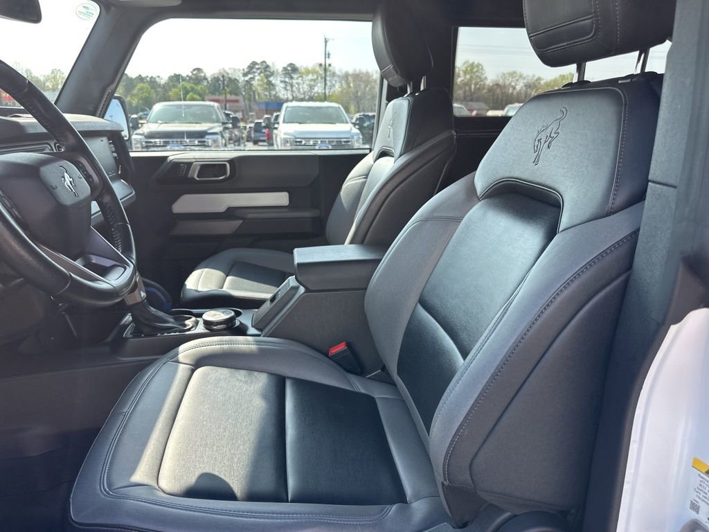 Used 2022 Ford Bronco Black Diamond image 9