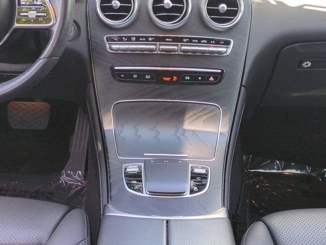 Used 2020 Mercedes-Benz GLC 300 4MATIC image 17