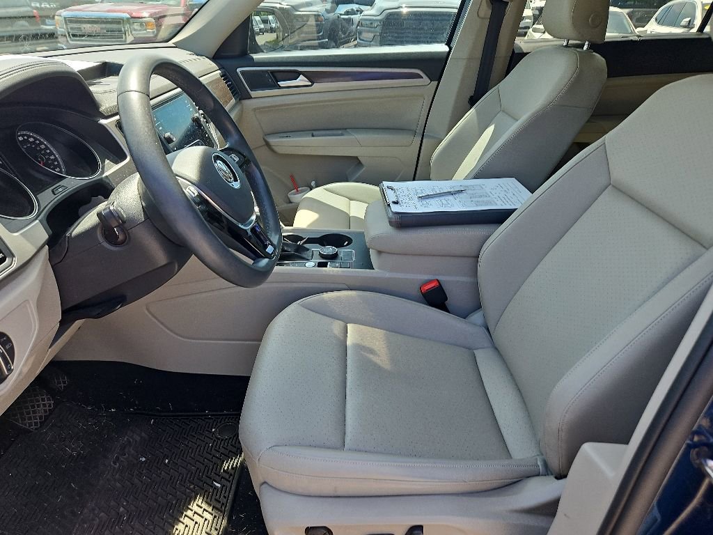 Used 2020 Volkswagen Atlas SE w/ Panoramic Sunroof Package AWD/4WD image 16