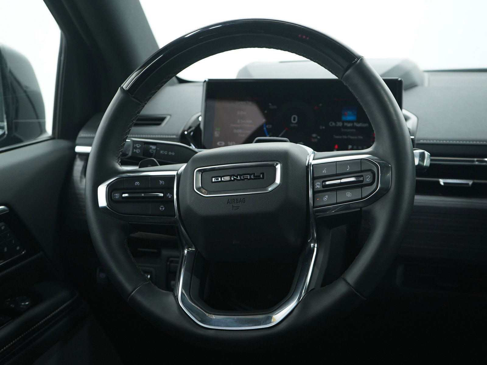 Used 2025 GMC Sierra EV Denali image 17