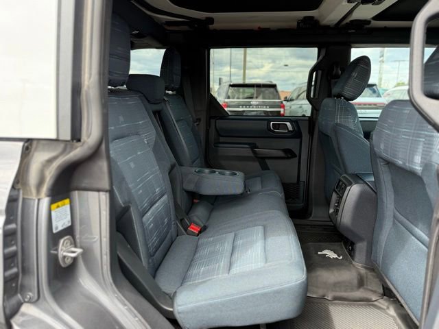Used 2025 Ford Bronco Heritage Edition AWD/4WD image 16