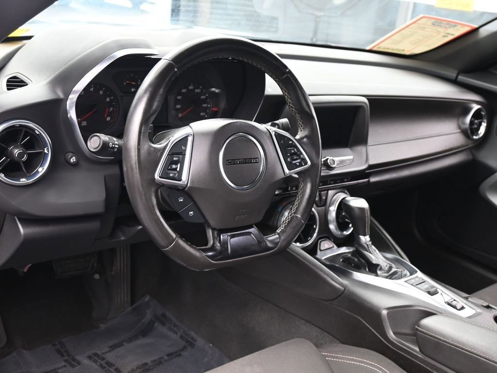 Used 2022 Chevrolet Camaro LT image 13