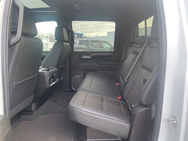 Used 2024 Chevrolet Silverado 3500 High Country w/ Technology Package image 25