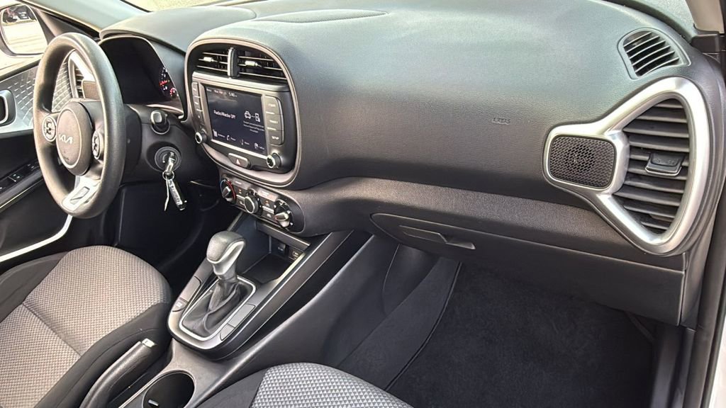 Used 2022 Kia Soul LX w/ Technology Package FWD image 40