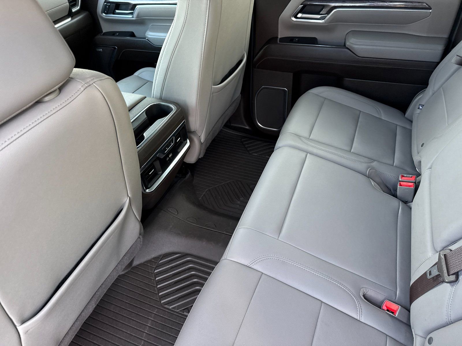 Used 2024 Chevrolet Silverado 3500 LTZ w/ LTZ Convenience Package image 13