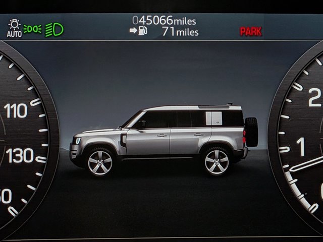 Used 2020 Land Rover Defender 110 First Edition image 9