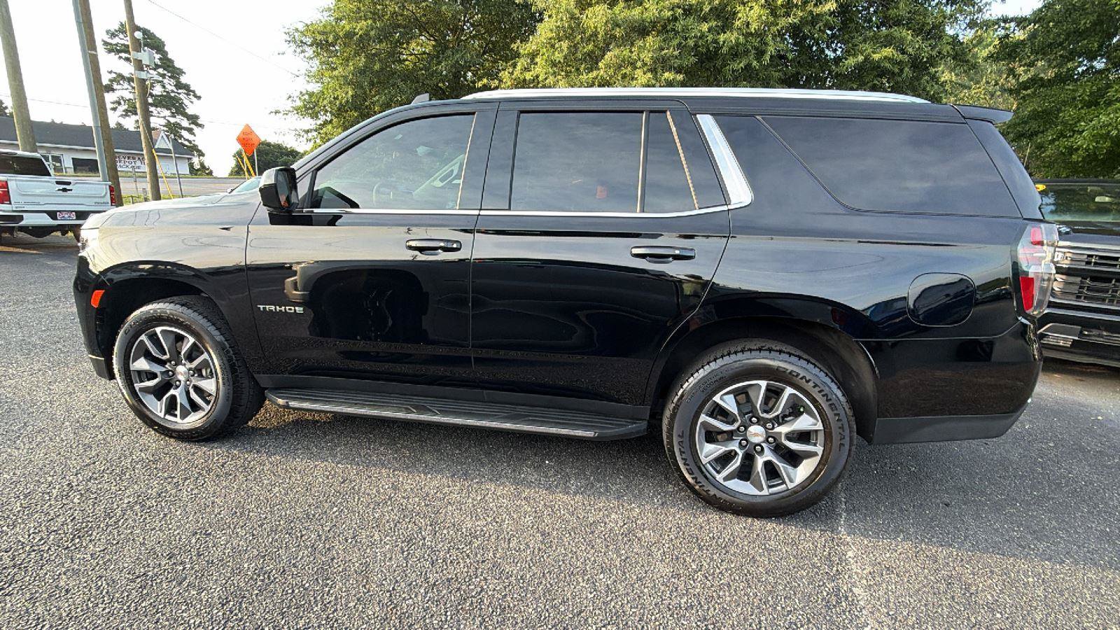 Used 2024 Chevrolet Tahoe LS w/ Driver Alert Package RWD image 11
