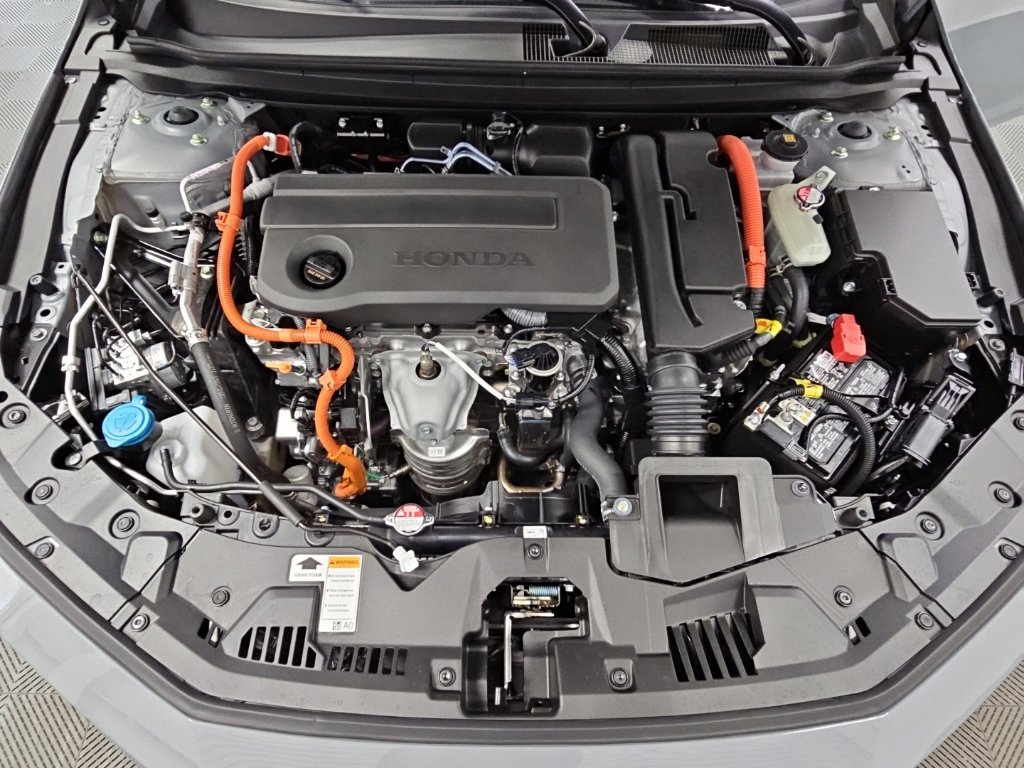 Used 2025 Honda Accord Sport image 41