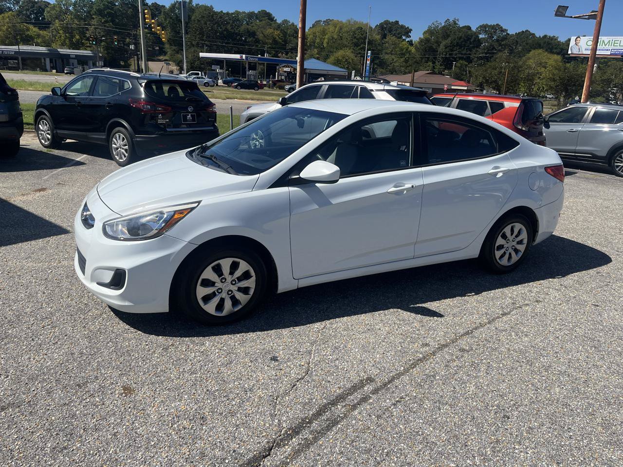 Used 2015 Hyundai Accent GLS FWD image 11