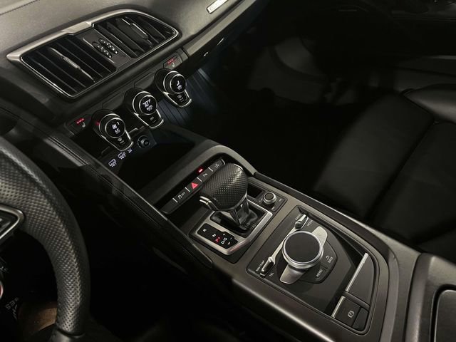 Used 2018 Audi R8 V10 image 34