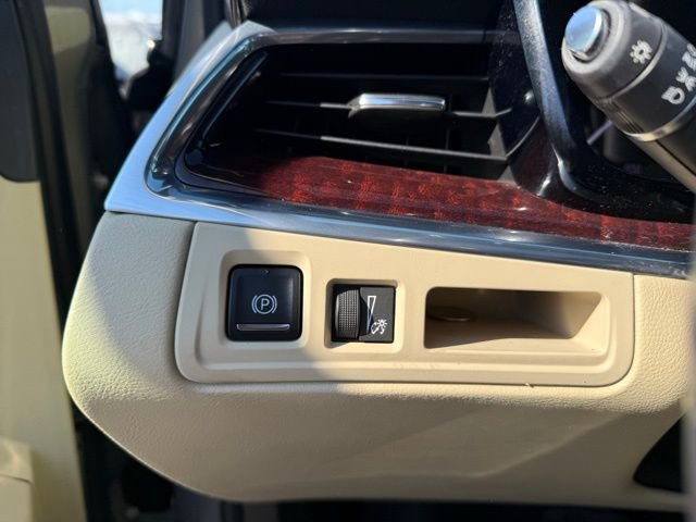 Used 2017 Cadillac XT5 Premium Luxury FWD image 19