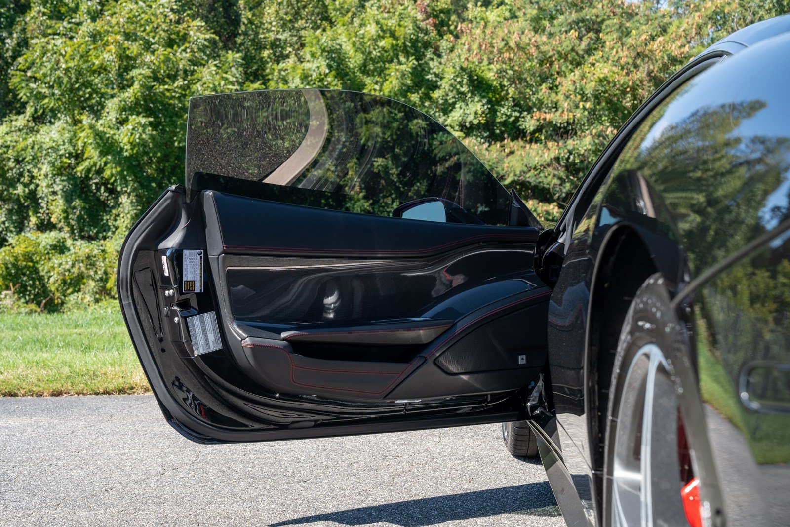 Used 2010 Ferrari 458 Italia Coupe RWD image 25