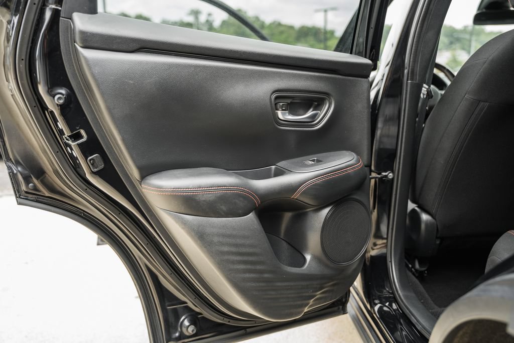 Used 2025 Honda HR-V Sport image 27